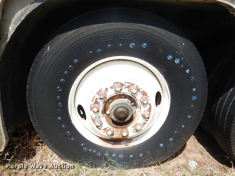 image for item HO9019 1981 MCI MC-9  Crusader coach bus