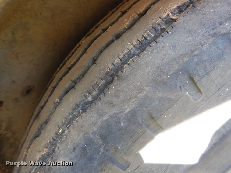 image for item HO9019 1981 MCI MC-9  Crusader coach bus