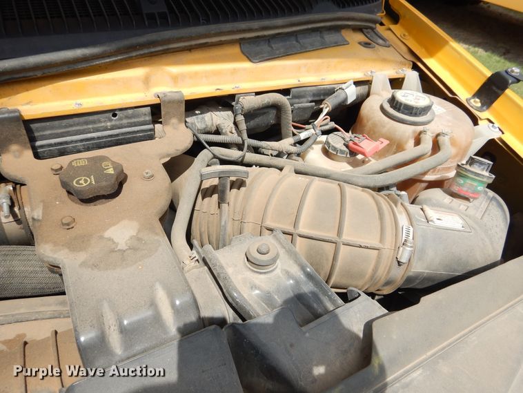 image for item HO9021 2008 Ford E450  Blue Bird B2V school bus