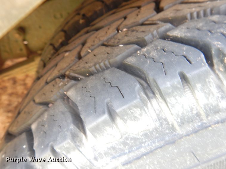 image for item HO9021 2008 Ford E450  Blue Bird B2V school bus