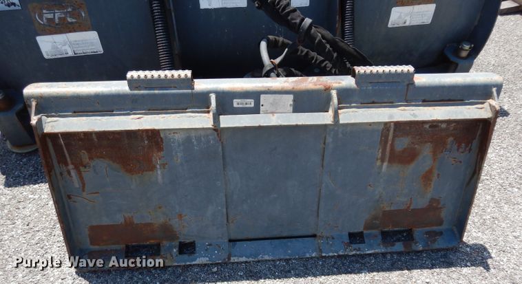 image for item HY9561 2003 Sweepster LAF14820022 84"W skid steer snow plow