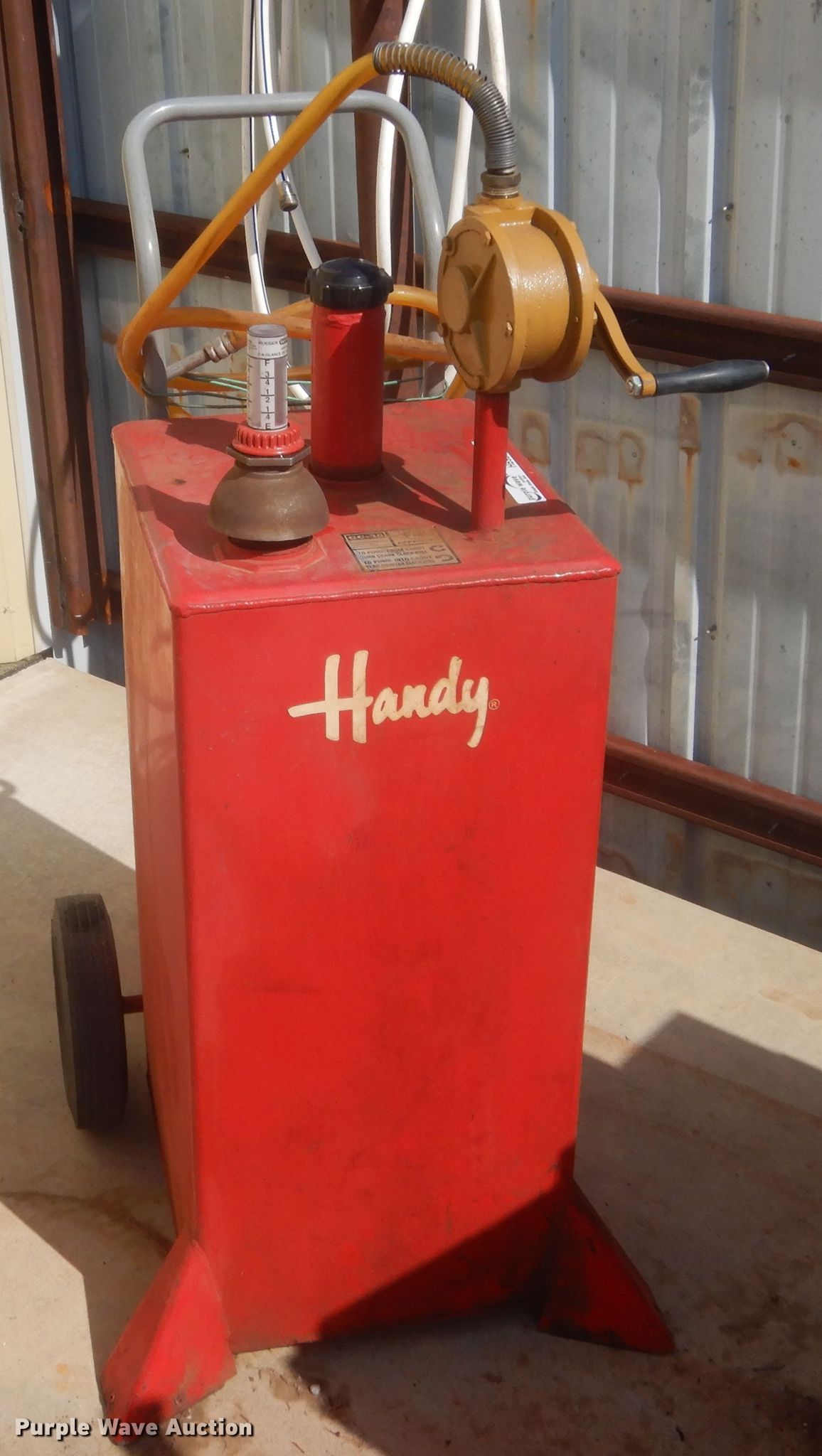 Handy fuel caddy in Norman, OK Item HB9332 sold Purple Wave