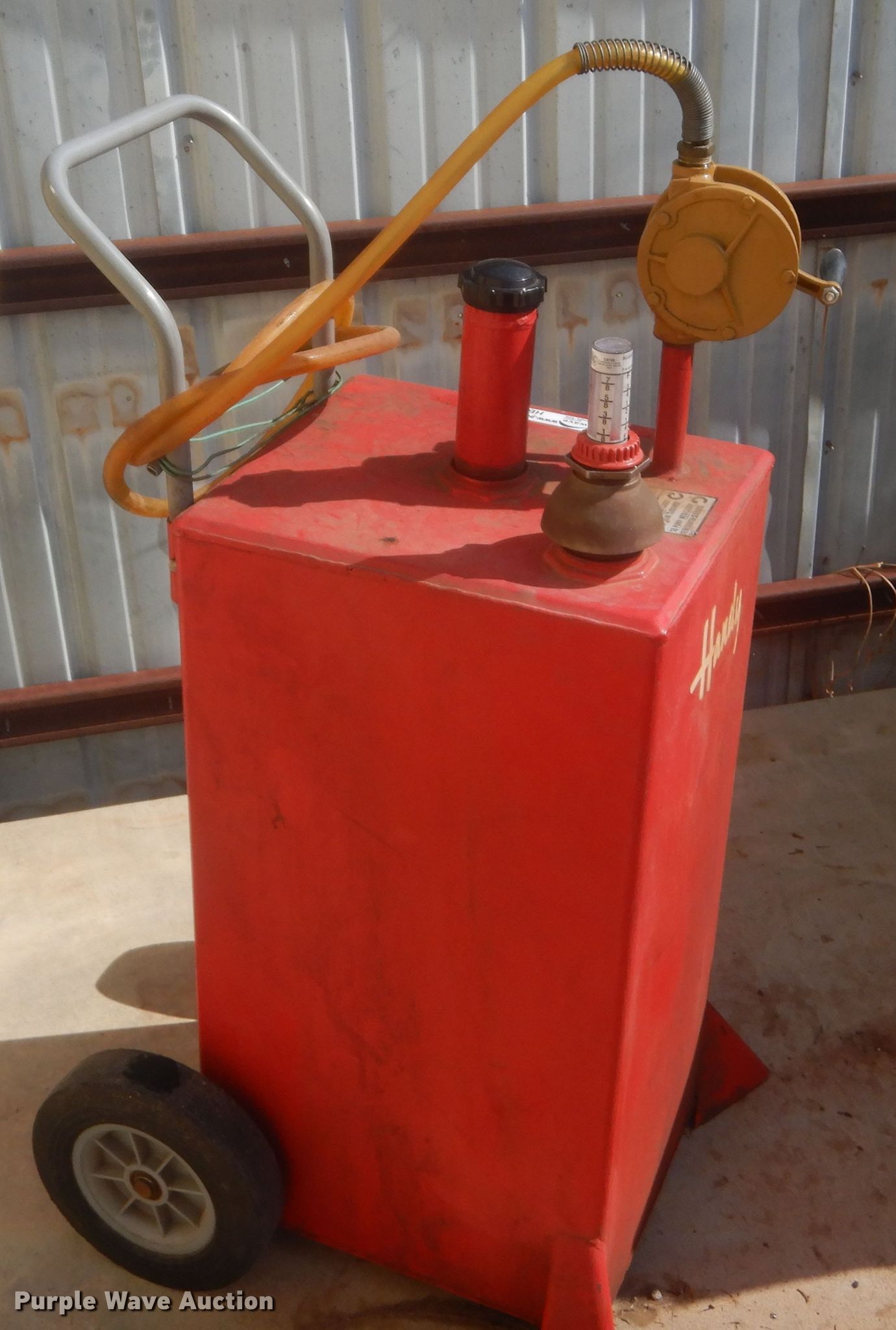 Handy fuel caddy in Norman, OK Item HB9332 sold Purple Wave