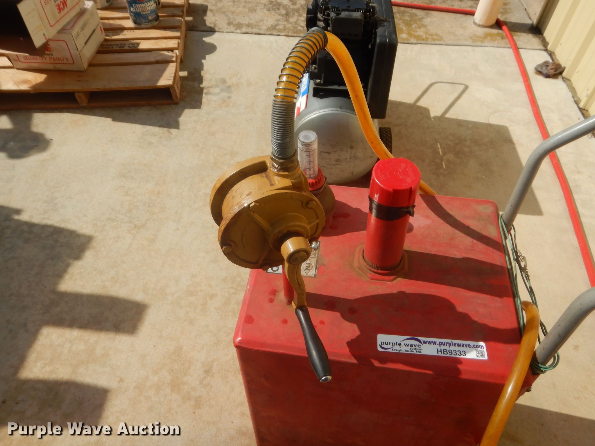 Handy fuel caddy in Norman, OK Item HB9333 sold Purple Wave