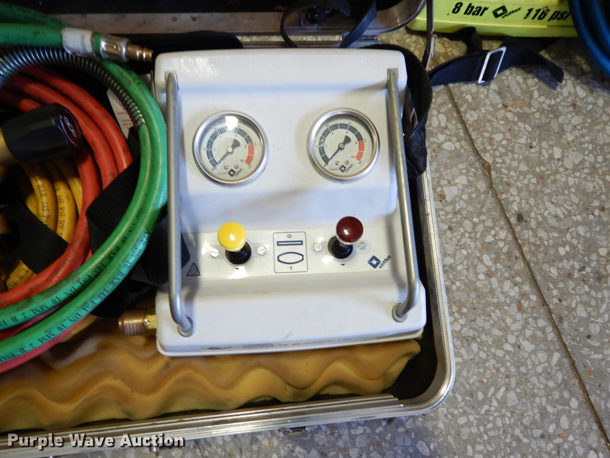 Vetter vehicle rescue air bag in Emporia, KS Item HY9560 sold