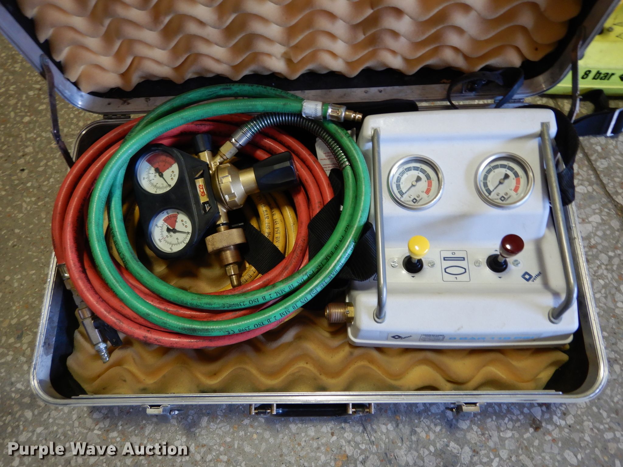 Vetter vehicle rescue air bag in Emporia, KS Item HY9560 sold