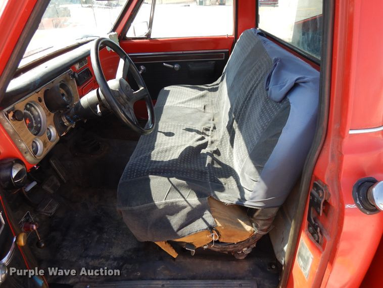 image for item DF5265 1971 Chevrolet Custom 30  tow truck