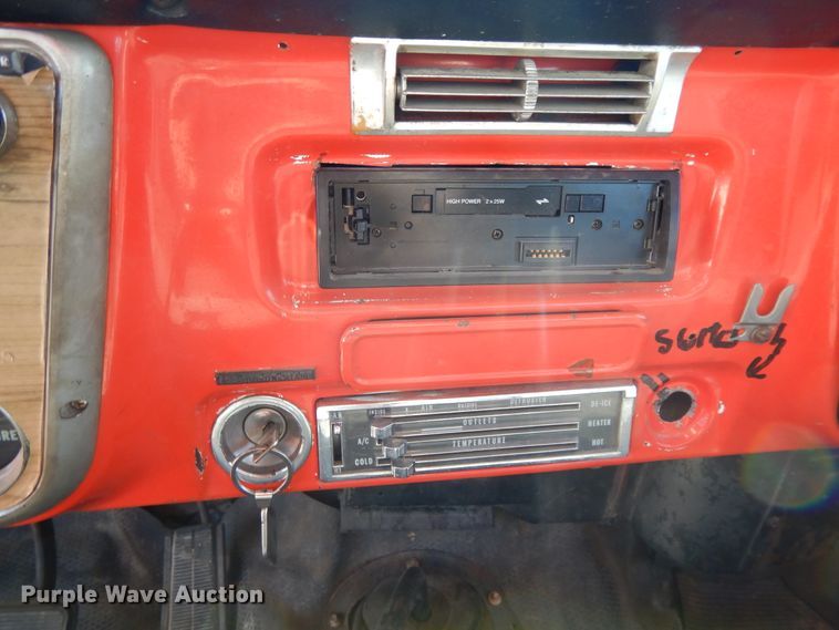 image for item DF5265 1971 Chevrolet Custom 30  tow truck