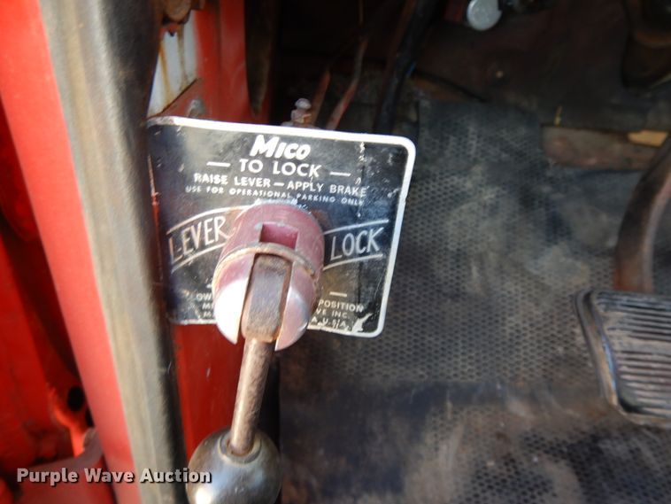 image for item DF5265 1971 Chevrolet Custom 30  tow truck