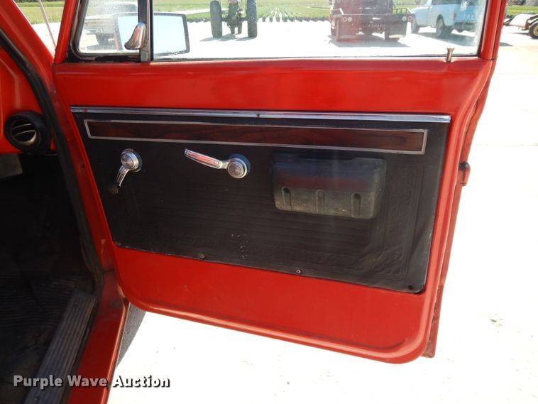 image for item DF5265 1971 Chevrolet Custom 30  tow truck