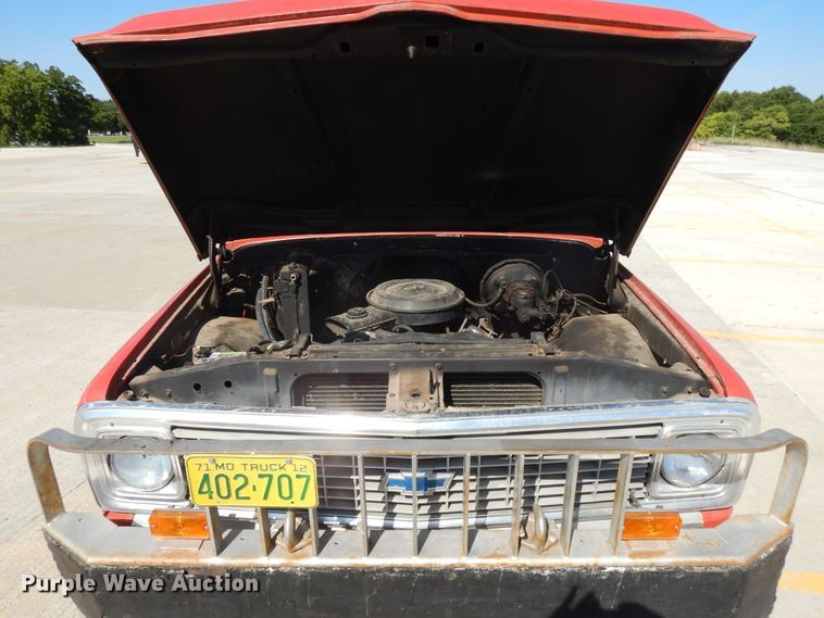 image for item DF5265 1971 Chevrolet Custom 30  tow truck