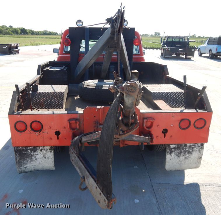image for item DF5265 1971 Chevrolet Custom 30  tow truck