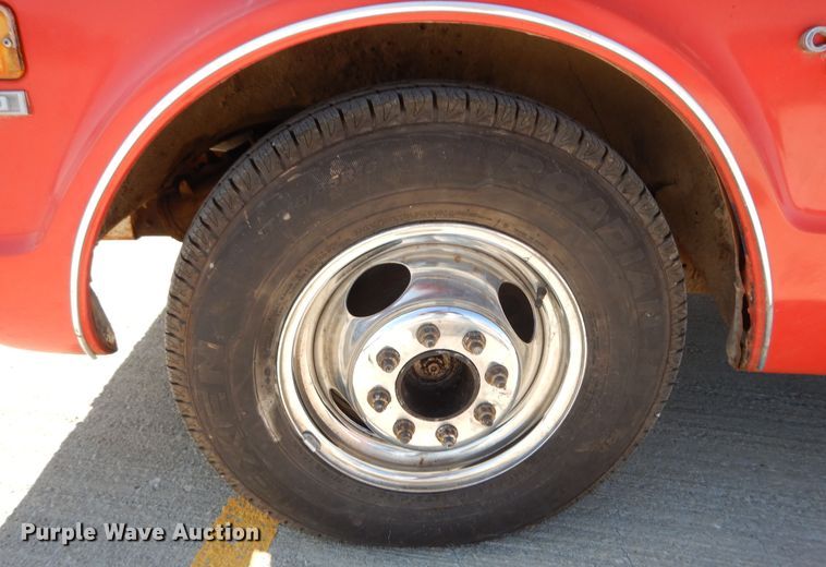 image for item DF5265 1971 Chevrolet Custom 30  tow truck