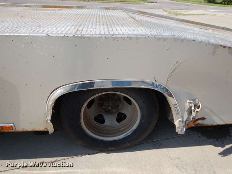 image for item DF5288 2008 Chevrolet Silverado 3500HD  Crew Cab flatbed tow truck