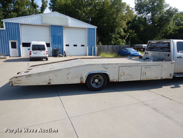 image for item DF5288 2008 Chevrolet Silverado 3500HD  Crew Cab flatbed tow truck