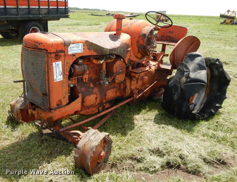 image for item DF5321 1948 Case LAI  tractor