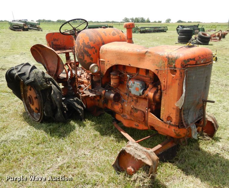 image for item DF5321 1948 Case LAI  tractor