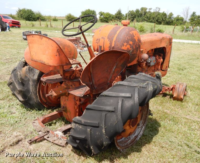 image for item DF5321 1948 Case LAI  tractor