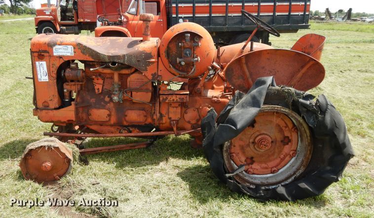 image for item DF5321 1948 Case LAI  tractor