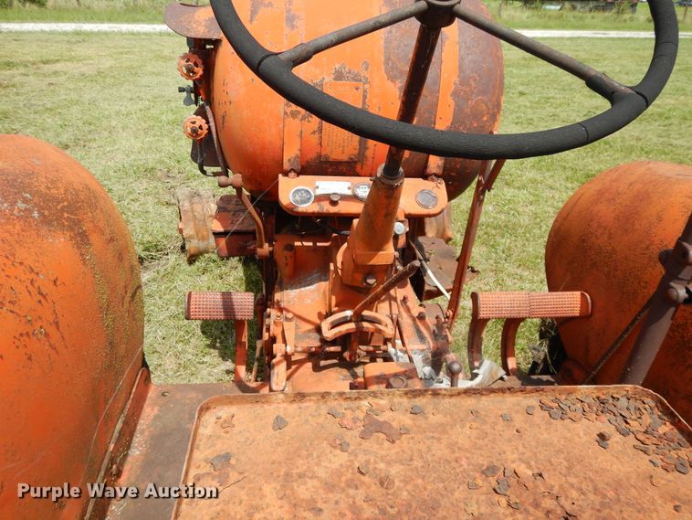 image for item DF5321 1948 Case LAI  tractor