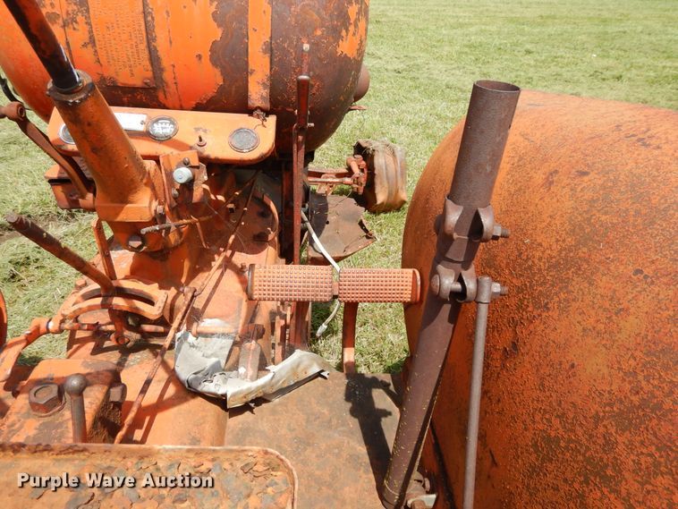 image for item DF5321 1948 Case LAI  tractor