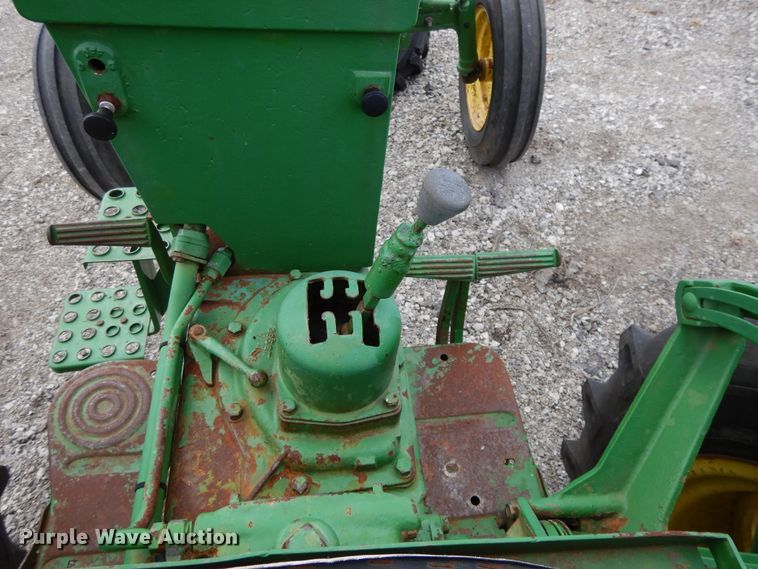 image for item DF5332 1959 John Deere 430  tractor