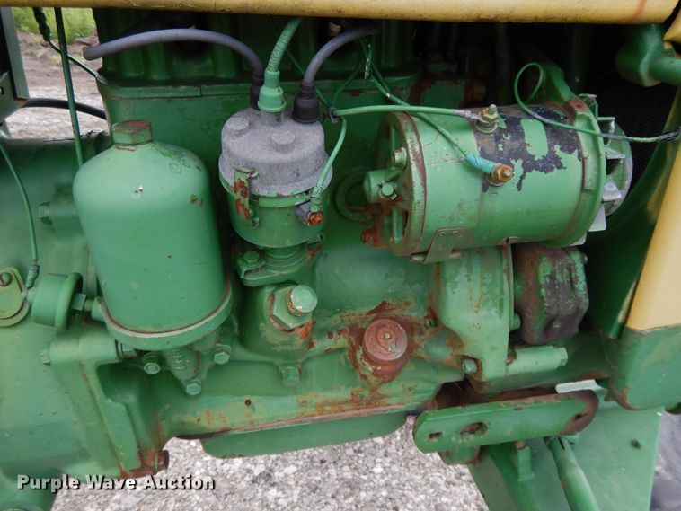 image for item DF5332 1959 John Deere 430  tractor