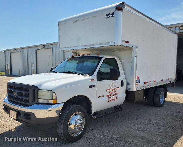 image for item DF5618 2004 Ford F450 Super Duty XL  box truck