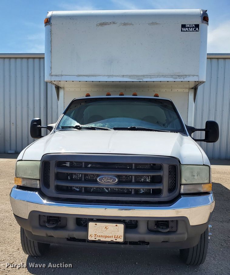 image for item DF5618 2004 Ford F450 Super Duty XL  box truck