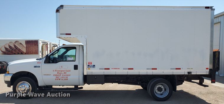 image for item DF5618 2004 Ford F450 Super Duty XL  box truck