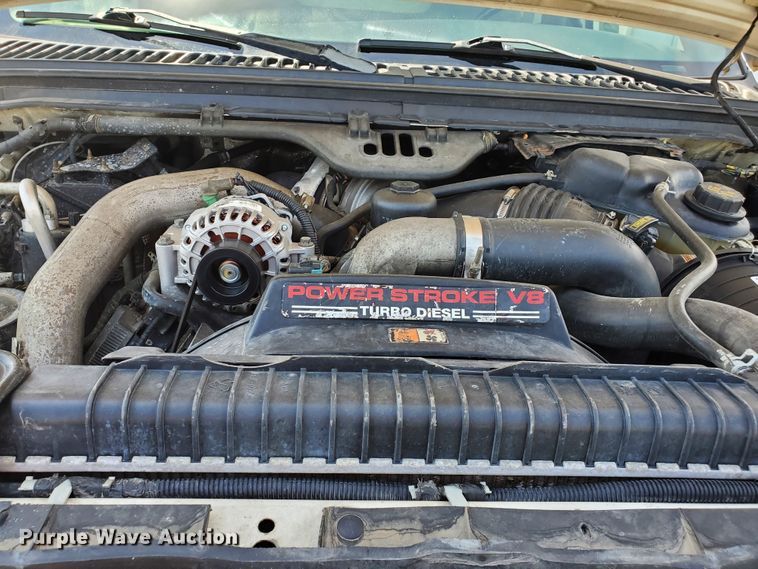 image for item DF5618 2004 Ford F450 Super Duty XL  box truck