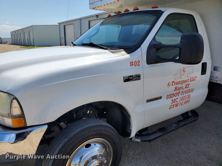image for item DF5618 2004 Ford F450 Super Duty XL  box truck