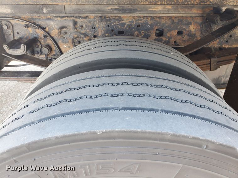 image for item DF5618 2004 Ford F450 Super Duty XL  box truck