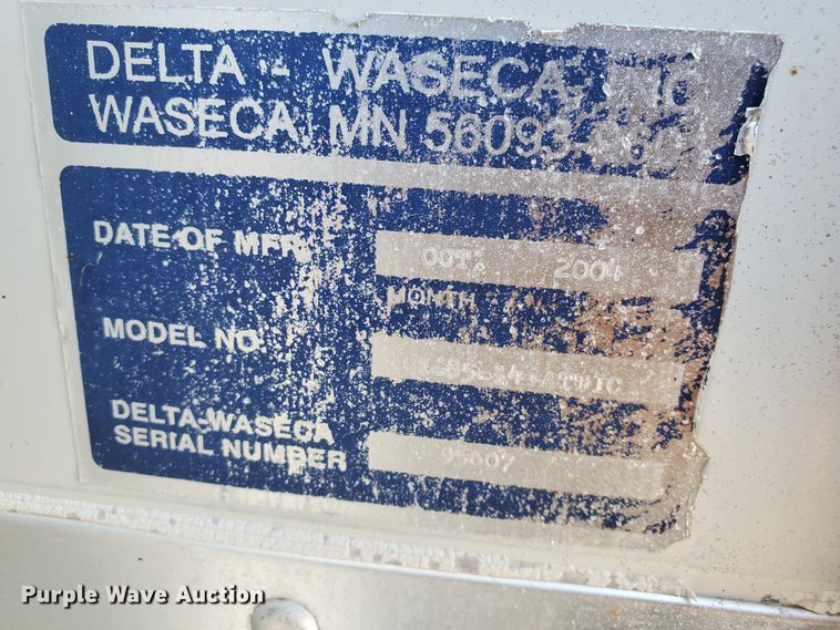 image for item DF5618 2004 Ford F450 Super Duty XL  box truck