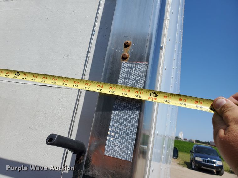 image for item DF5618 2004 Ford F450 Super Duty XL  box truck