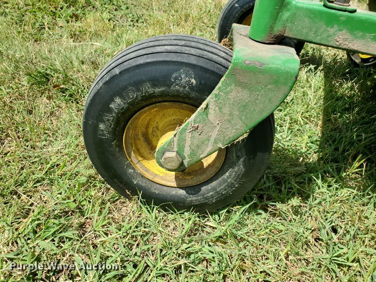 image for item DF5643 John Deere Z345M ZTR lawn mower