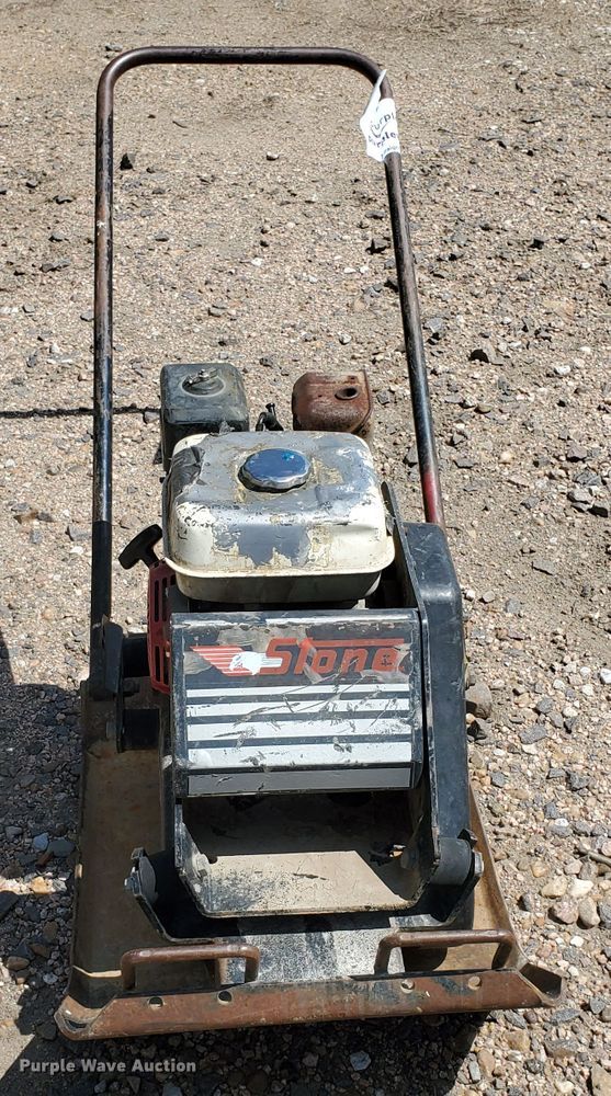 image for item DF5645 Stone S38 plate compactor