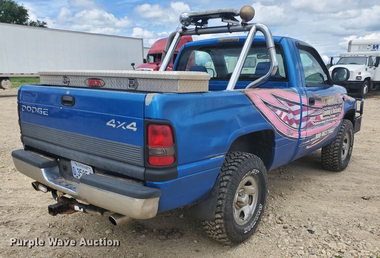 image for item DF7529 1998 Dodge Ram 1500  pickup truck