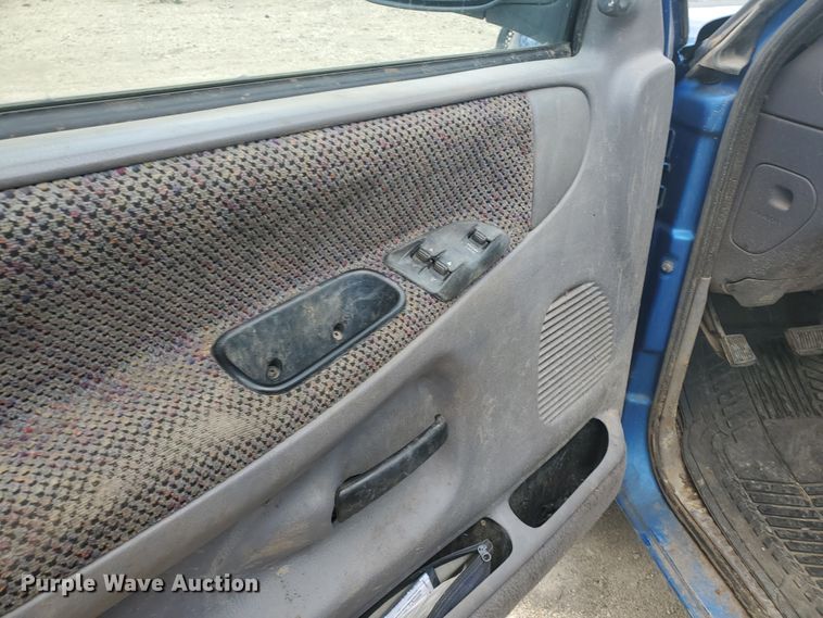 image for item DF7529 1998 Dodge Ram 1500  pickup truck