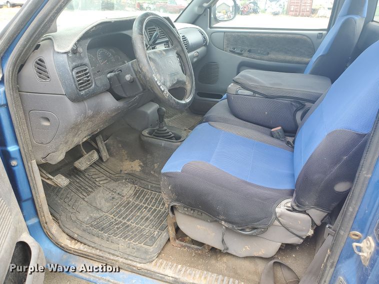 image for item DF7529 1998 Dodge Ram 1500  pickup truck