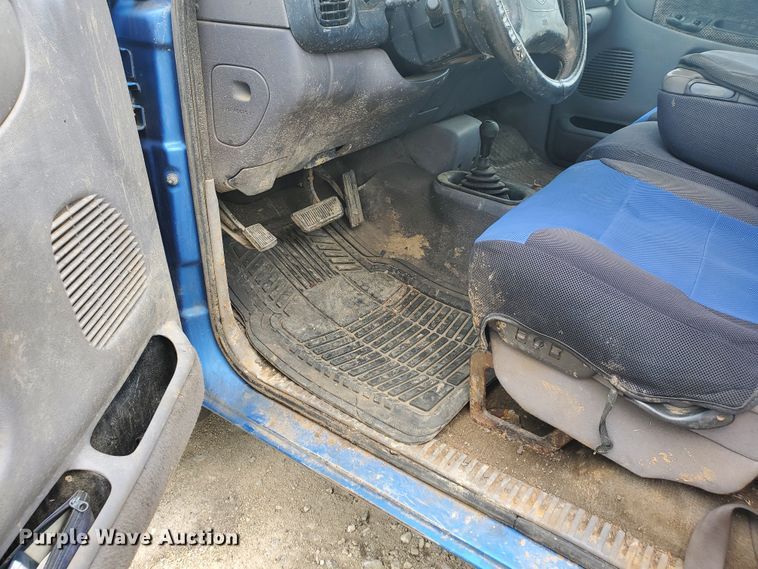 image for item DF7529 1998 Dodge Ram 1500  pickup truck