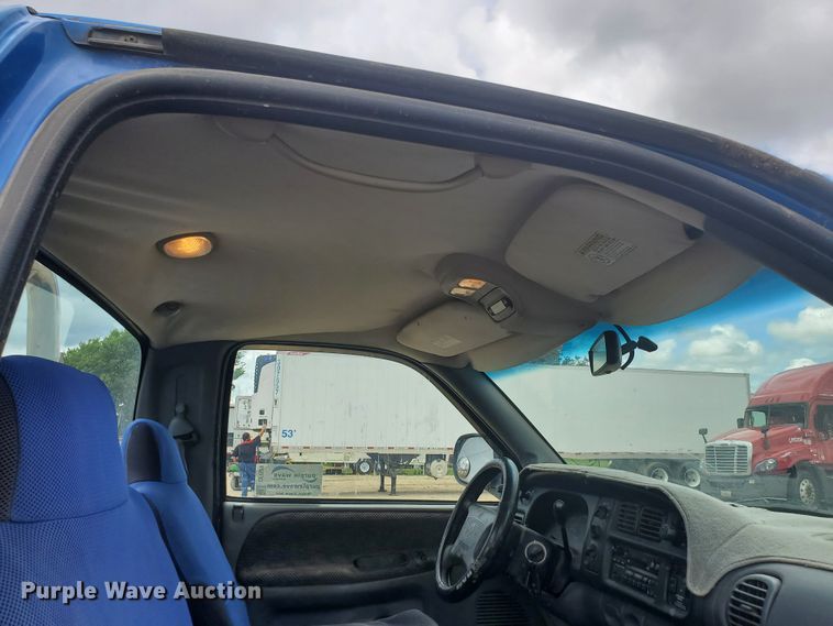 image for item DF7529 1998 Dodge Ram 1500  pickup truck