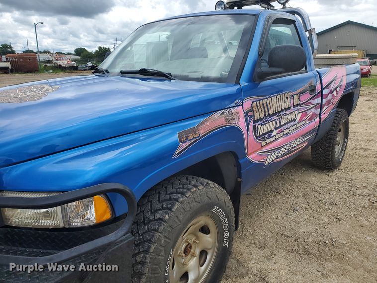 image for item DF7529 1998 Dodge Ram 1500  pickup truck