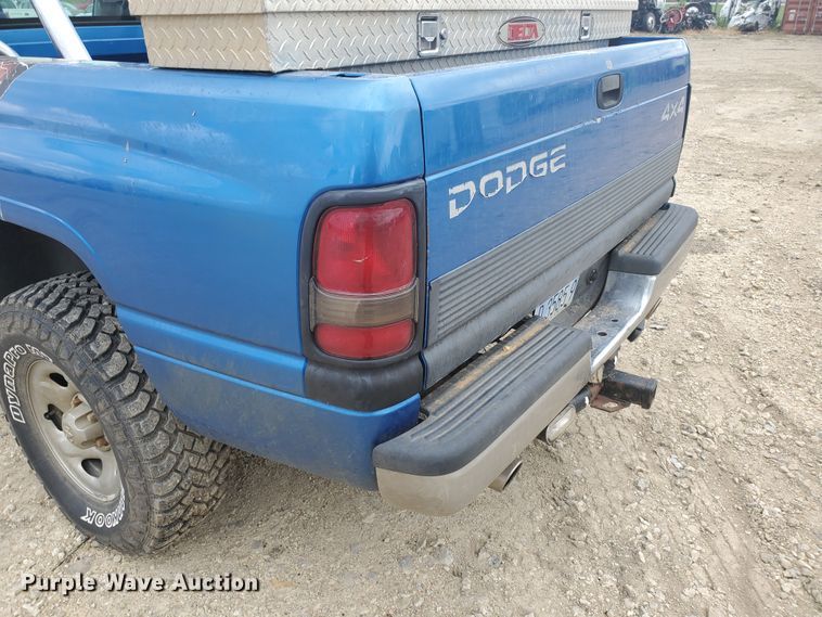 image for item DF7529 1998 Dodge Ram 1500  pickup truck
