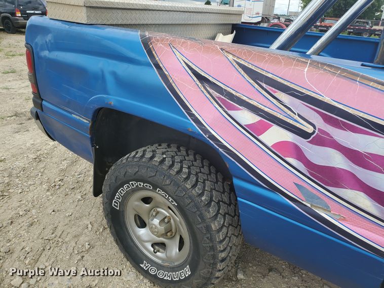 image for item DF7529 1998 Dodge Ram 1500  pickup truck