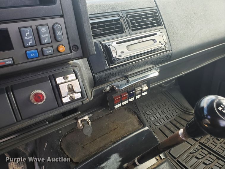 image for item DF7530 1998 Chevrolet C6500  rollback truck