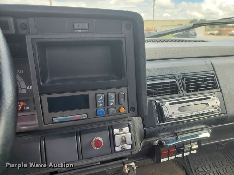 image for item DF7530 1998 Chevrolet C6500  rollback truck