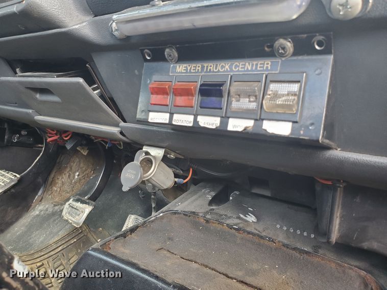 image for item DF7530 1998 Chevrolet C6500  rollback truck