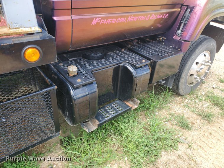 image for item DF7530 1998 Chevrolet C6500  rollback truck