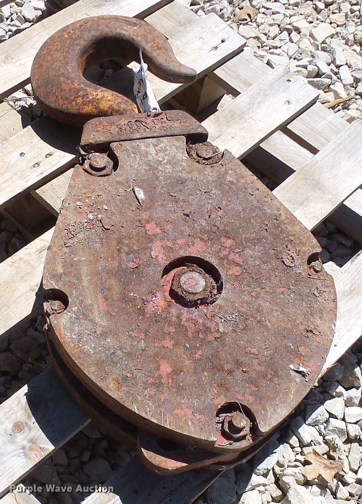 image for item DG2029 Mckissick crane hook